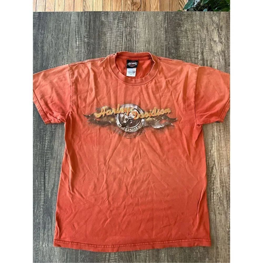 Harley Davidson Motorcycles Orange T-shirt Men’s Medium Leominster Massachusetts